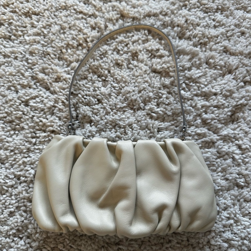 STAUD Off White / Cream Bean Bag